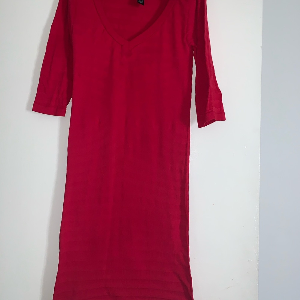 Dress - Picture 3 of 3